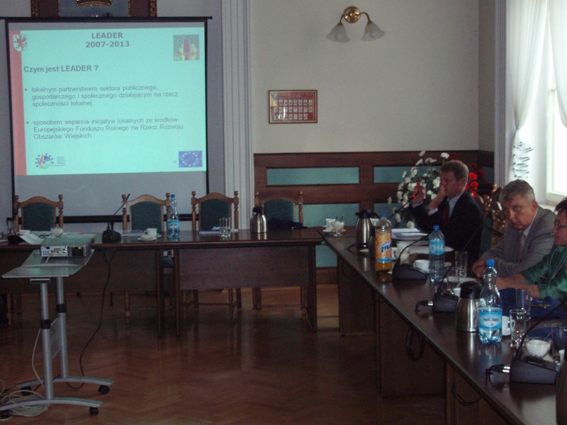 XVI sesja Rady Powiatu w Wałczu 25.06.2008r.