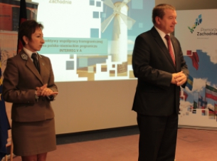  Wicemarszałek Jarosław Rzepa przywitał zgromadzonych gości